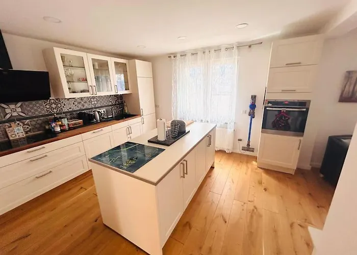 Schoene Eg-wohnung *